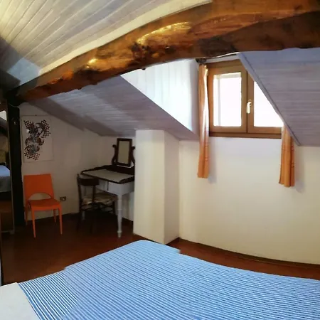 Appartamento Delizioso Attico Con Ampio Terrazzo E Garage A Due Passi Dal Mare E Dalle Cinqueterre Lt-0485