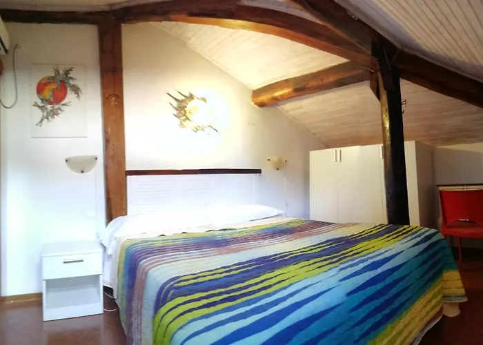 Delizioso Attico Con Ampio Terrazzo E Garage A Due Passi Dal Mare E Dalle Cinqueterre Lt-0485 * Λεβάντο