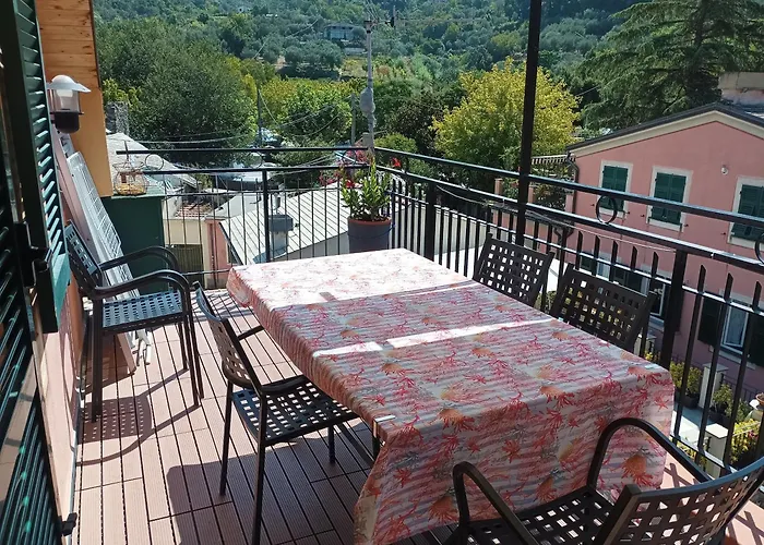 Delizioso Attico Con Ampio Terrazzo E Garage A Due Passi Dal Mare E Dalle Cinqueterre Lt-0485