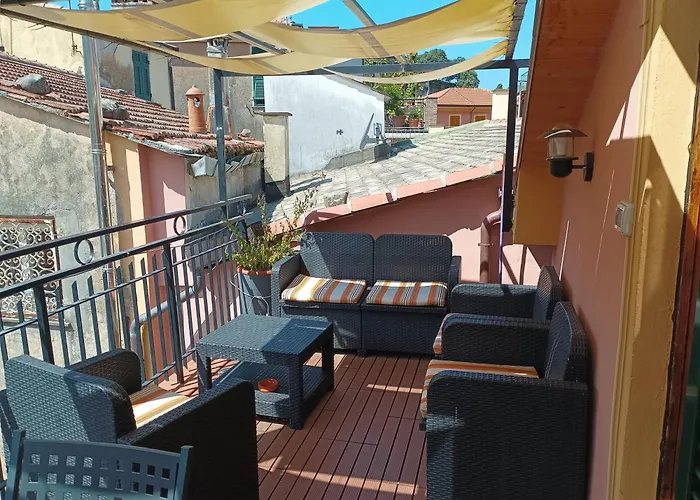 Delizioso Attico Con Ampio Terrazzo E Garage A Due Passi Dal Mare E Dalle Cinqueterre Lt-0485 Διαμέρισμα