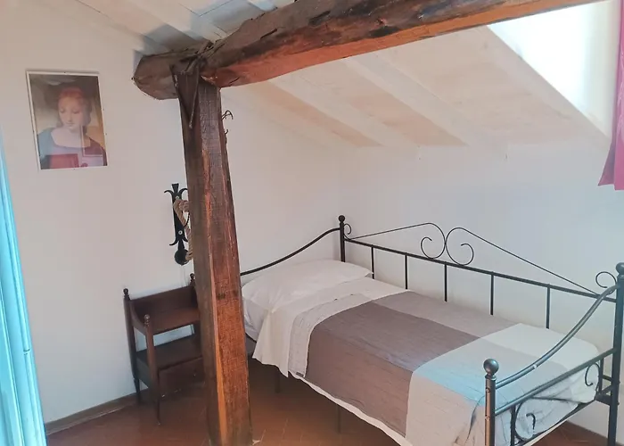 Delizioso Attico Con Ampio Terrazzo E Garage A Due Passi Dal Mare E Dalle Cinqueterre Lt-0485