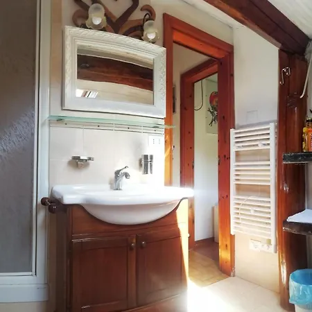 Delizioso Attico Con Ampio Terrazzo E Garage A Due Passi Dal Mare E Dalle Cinqueterre Lt-0485 Levanto