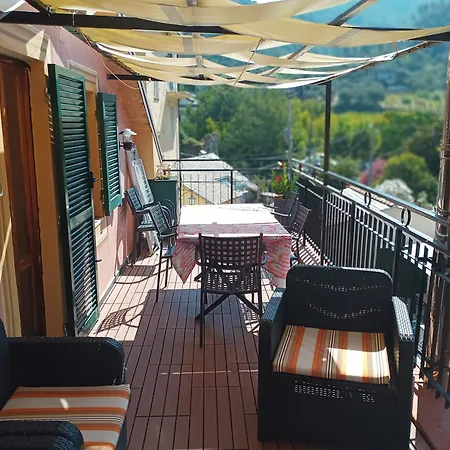 Delizioso Attico Con Ampio Terrazzo E Garage A Due Passi Dal Mare E Dalle Cinqueterre Lt-0485 * Levanto
