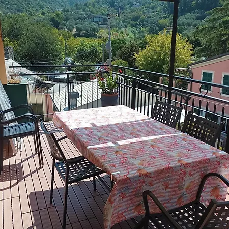 Delizioso Attico Con Ampio Terrazzo E Garage A Due Passi Dal Mare E Dalle Cinqueterre Lt-0485