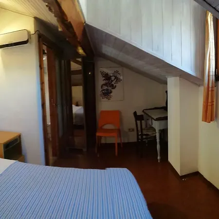 Delizioso Attico Con Ampio Terrazzo E Garage A Due Passi Dal Mare E Dalle Cinqueterre Lt-0485 Levanto